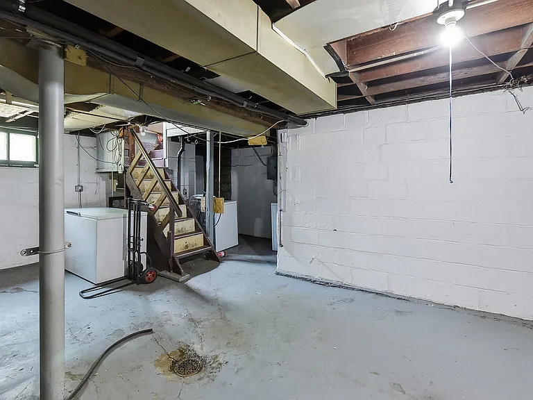 5831 Ohio St — Photo 18
