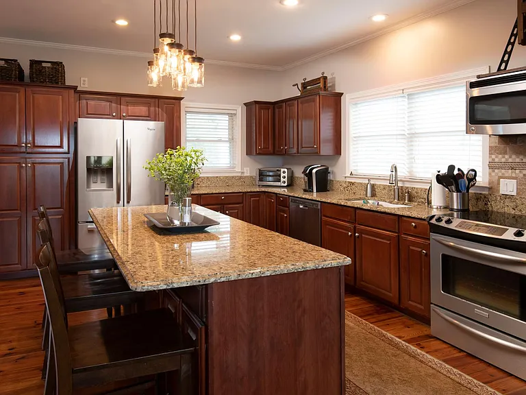 563 Harbor View Cir — Photo 6