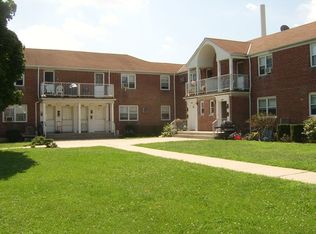 22347 65th Ave, Oakland Gardens, NY 11364