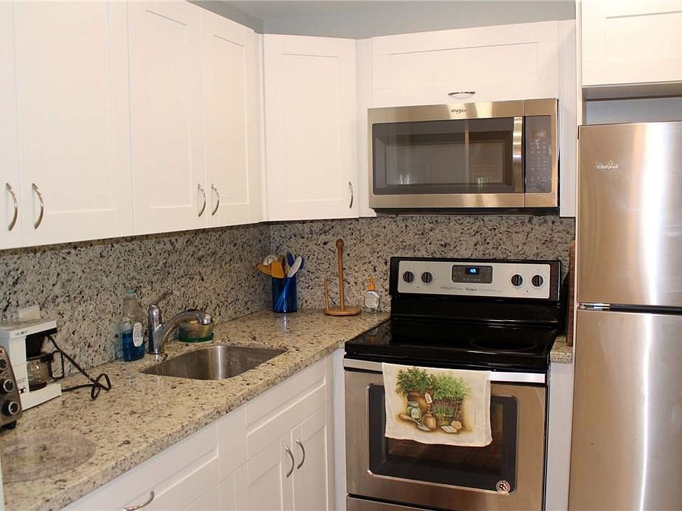 1st image of 3028 Berkshire B #3028