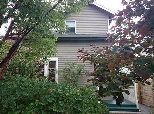 547 N 73rd St, Seattle, WA 98103