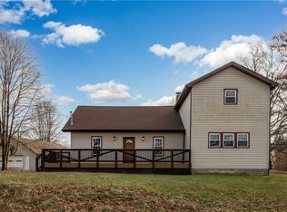 1144 Pulaski Mercer Rd, New Wilmington, PA 16142