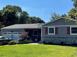 176 Kings Park Rd, Commack, NY 11725