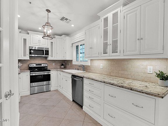 4th image of 8300 E VIA DE VENTURA -- #2015