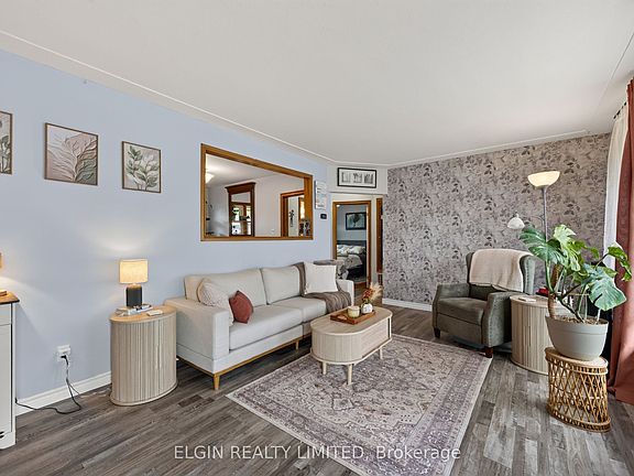 5th image of 32 Coyne St