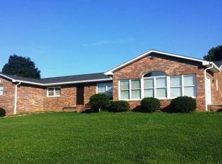 688 Henry Harr Rd, Blountville, TN 37617