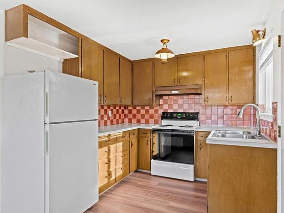 3rd image of 3114 Butternut Dr