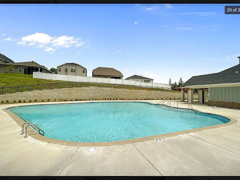 269 Netherlands Blvd — Photo 19