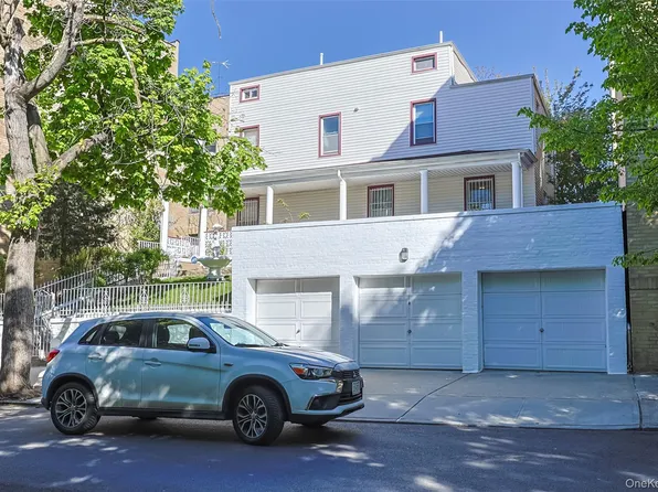 32-25 30th Street, Astoria, NY 11106