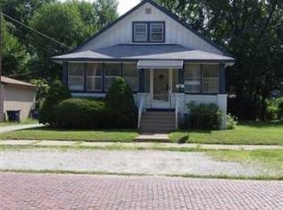 910 York St, Michigan City, IN