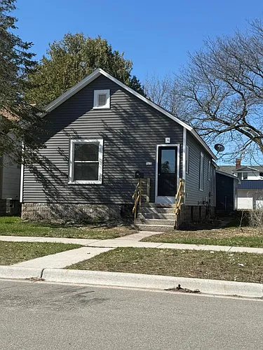 1610 15th Ave Photo 1