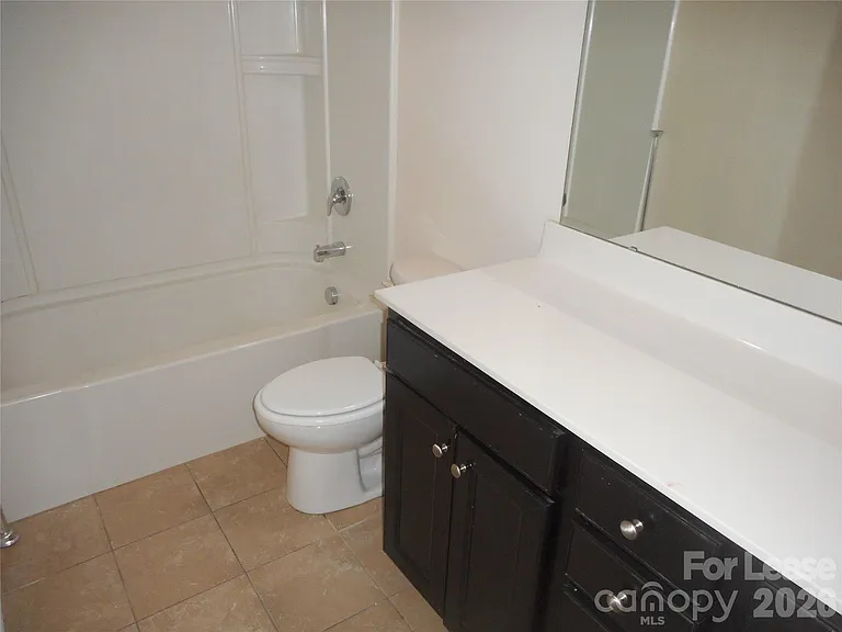 5860 Glassport Ln — Photo 18