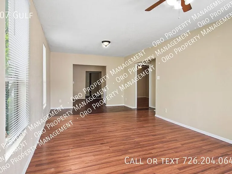 607 Gulf — Photo 18