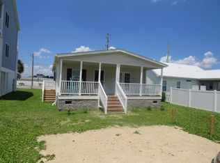 302 E Fort Macon Rd, Atlantic Beach, NC 28512