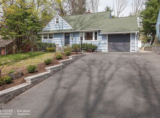 30 Seaman Rd, West Orange, NJ 07052