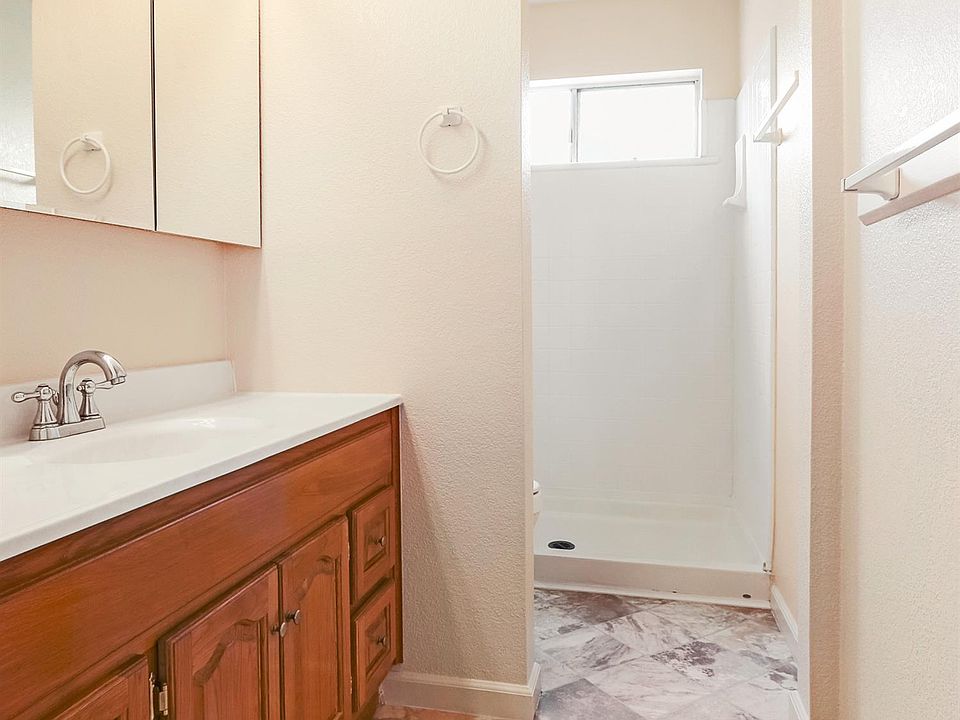 18022634_09_08292018