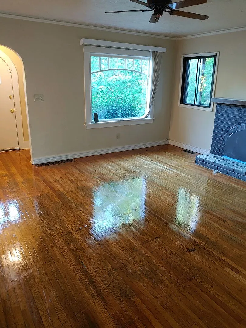 Six Bedroom - Overlook Neighborhood — Photo 3