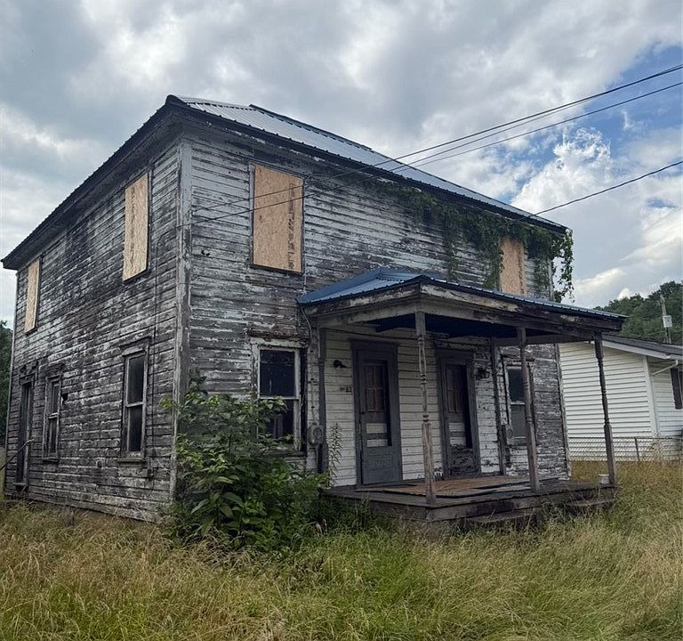 1st image of 83 Cole St