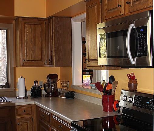 5th image of 404 Live Oak Ln