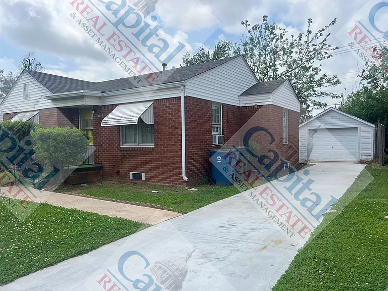 421 N Key Blvd — Photo 2