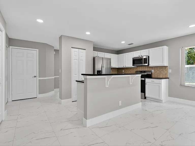 106 Fox Meadow Run — Photo 10