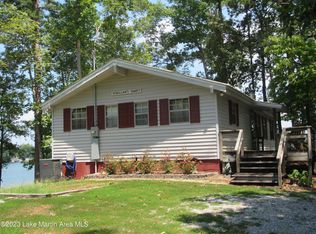 210 Lake Point Cir, Jacksons Gap, AL 36861