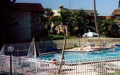 Ft. Myers Beach, Pool View