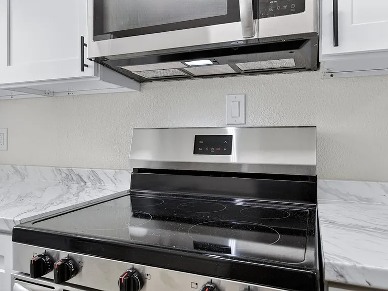2149 Corot Dr — Photo 16