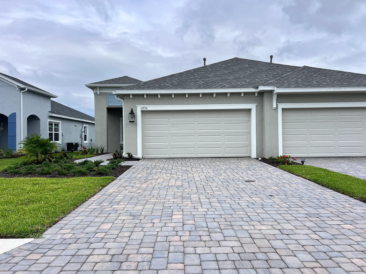 11734 Great Brook Ln — Photo 2