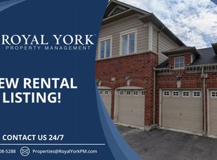 35 Oakmoor Ln #2, Markham, ON L6B 0P1