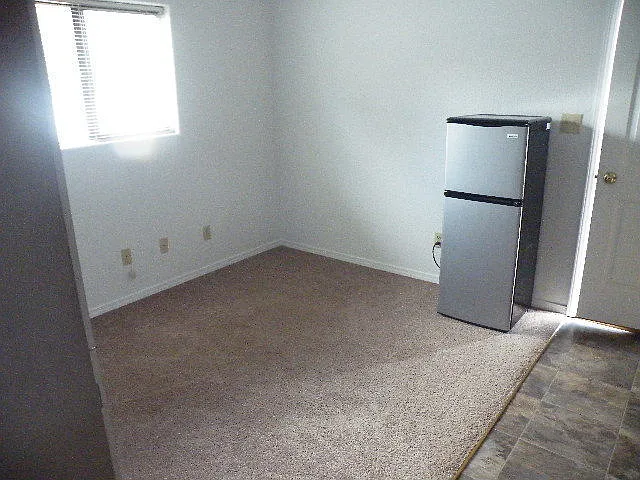 1121 Central Ave — Photo 6