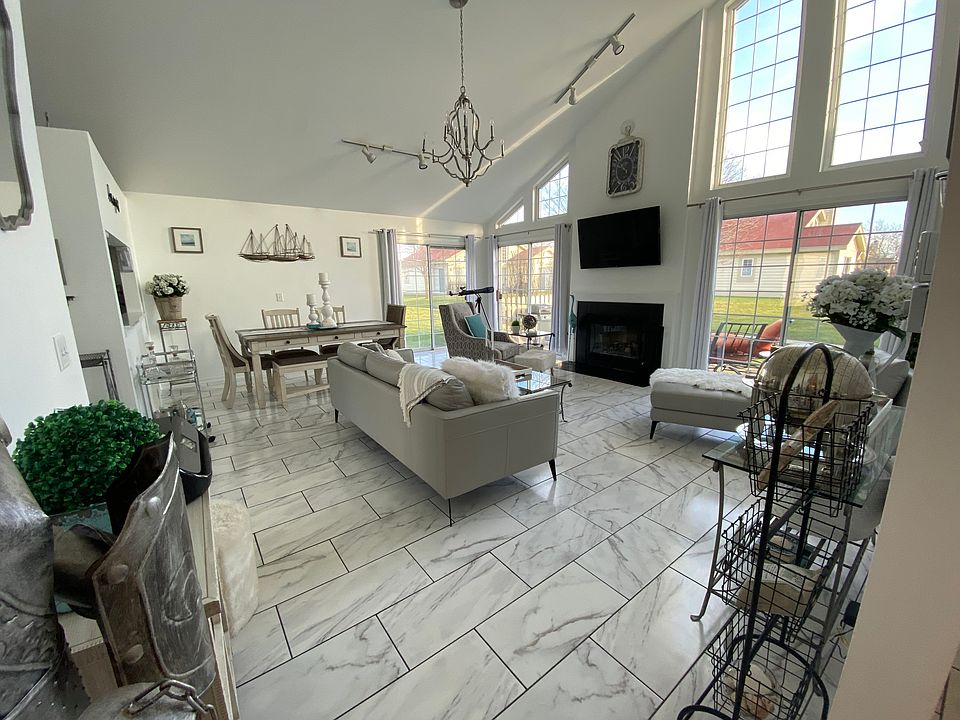 1st image of 1778 Cottage Dr