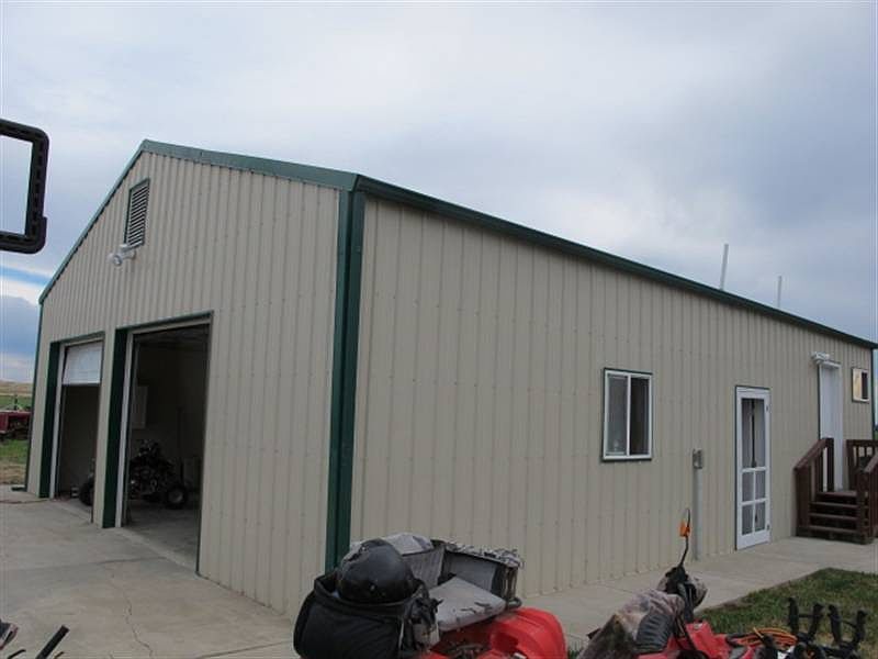 1st image of 570 Railroad Hwy