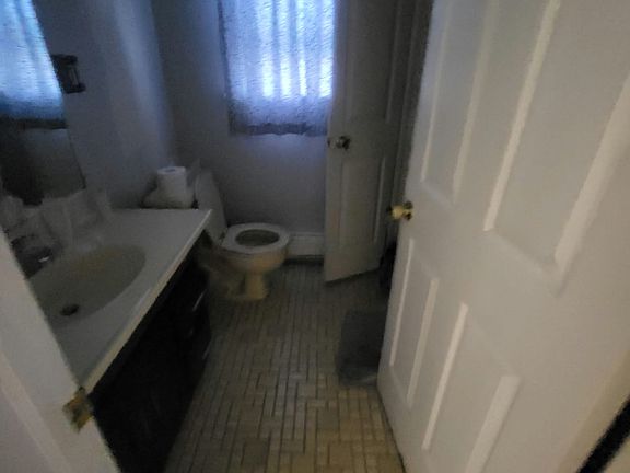 3rd image of 250 S Main St Floor 1