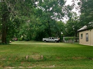 1011 W Chestnut St, Denison, TX 75020