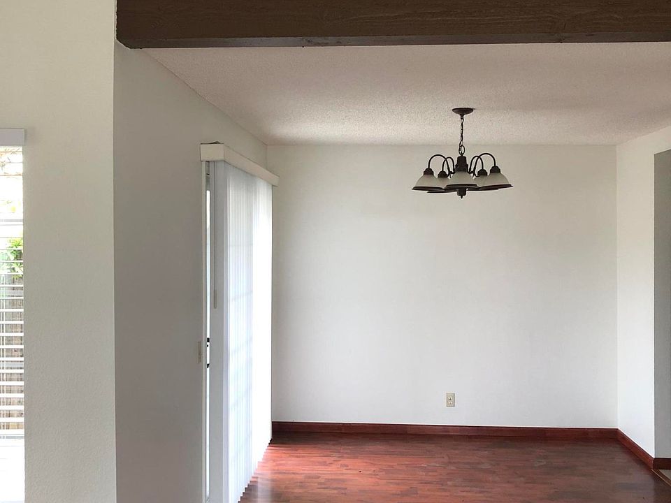 1st image of 1427 Glacier Ave