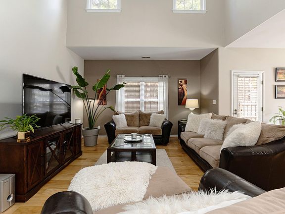 3rd image of 3047 Coxindale Dr