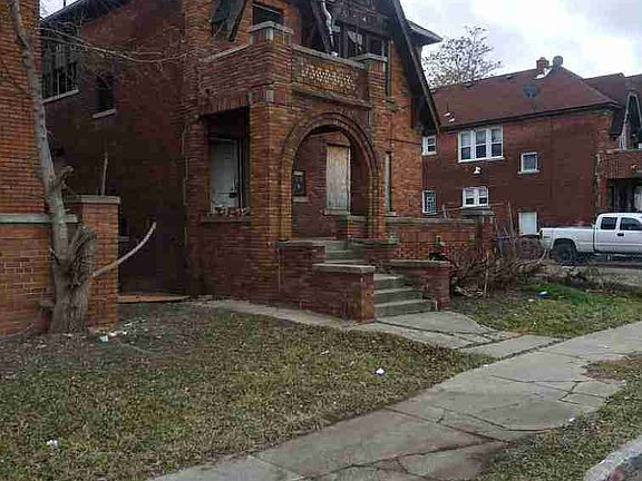 3769 Waverly