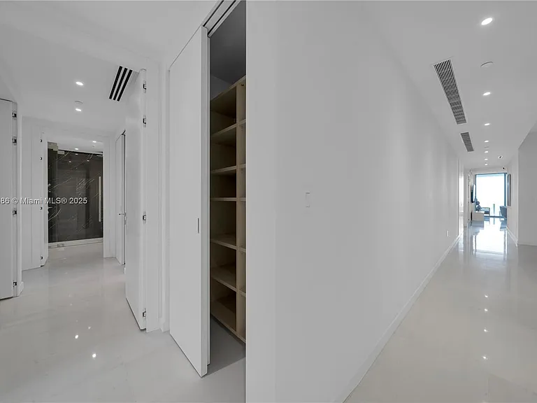 300 Biscayne Boulevard Way #2804 — Photo 2