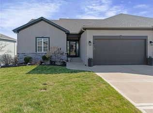 5003 N 145th St, Basehor, KS 66007