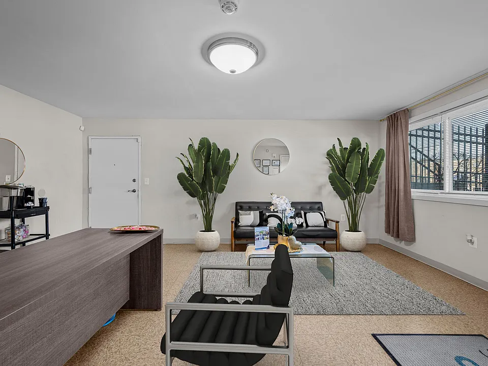 Hilltop Apartments
