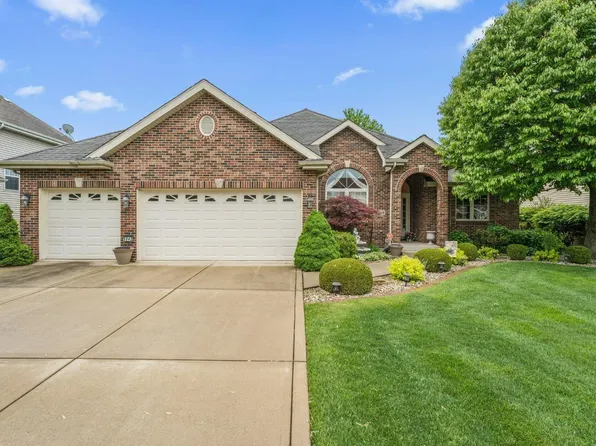 9842 Forest St, Dyer, IN 46311