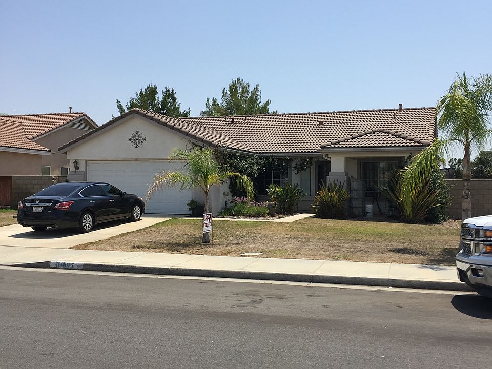 1st image of 31695 Granville Dr