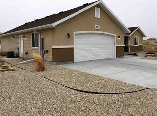 605 Shadybrook Dr, Spring Creek, NV 89815