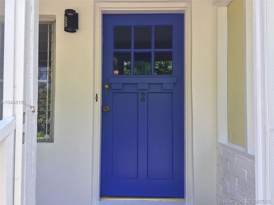 1st image of 2573 Lincoln Ave #2