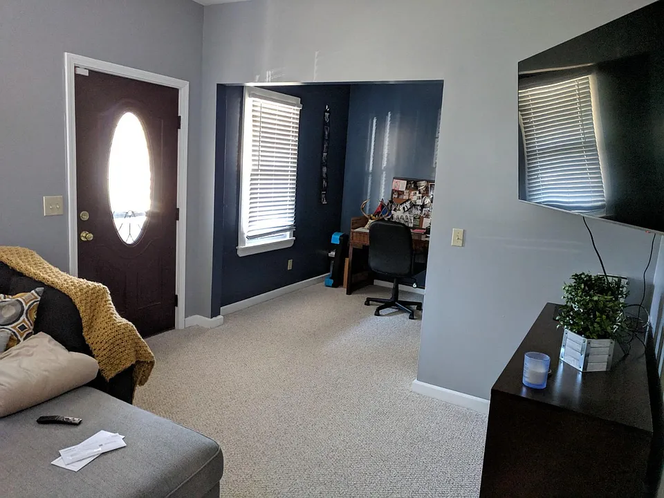 Living room - Office space