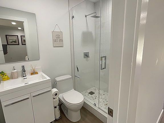 4th image of 8451 Grand Canal Dr