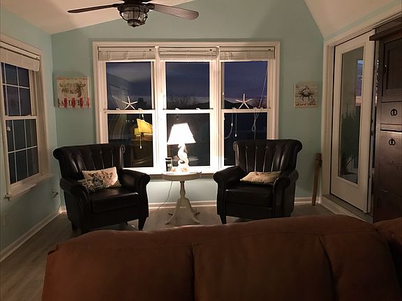 5th image of 38355 Hickory Ln