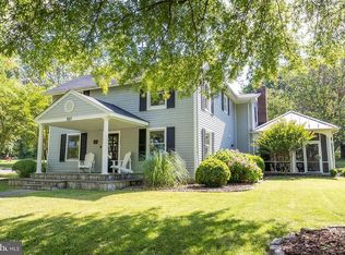 1017 Tyler St, Herndon, VA 20170