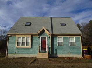11 Heritage Rd, Acushnet, MA 02743